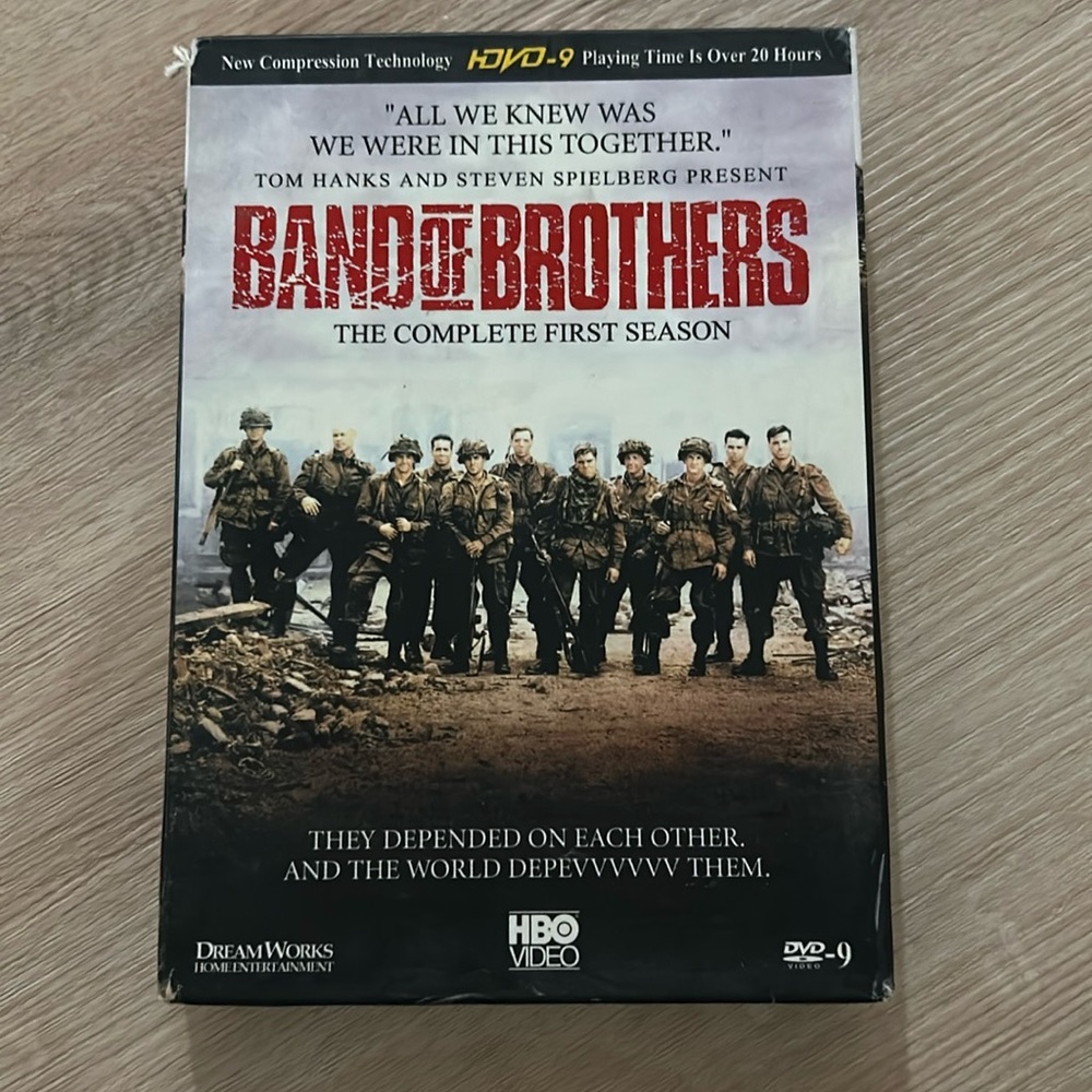 Band Of Brothers DVD Set Tom Hanks Steven Spielberg Set Of DVDs WWII​